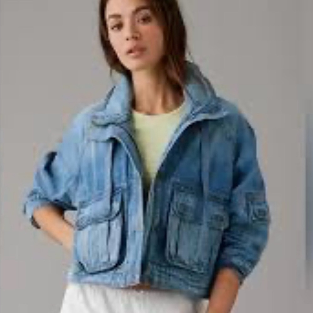American Eagle Dreamy Drape stretch Cargo cropped Jean Jacket